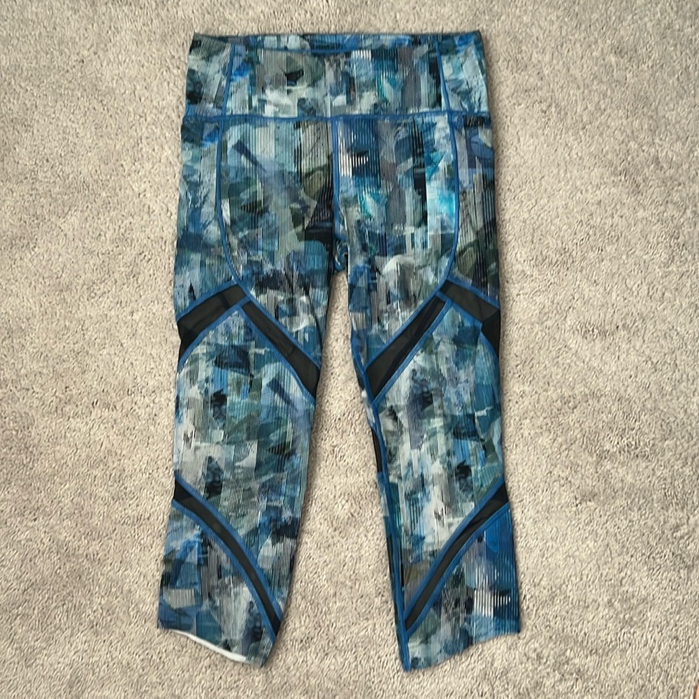 Lululemon leggings, women’s 8, capri length, high waisted